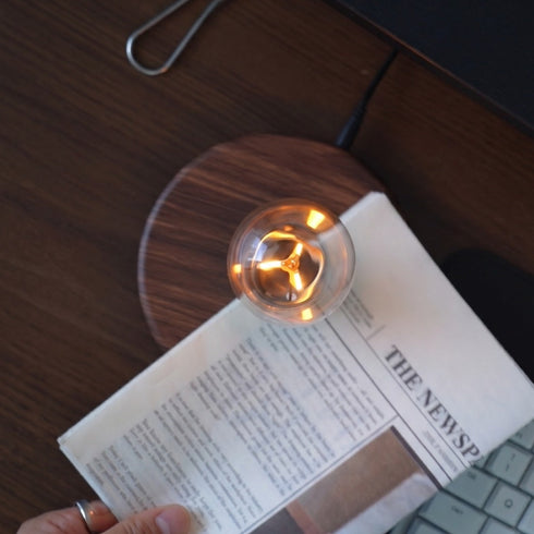 Magic Levitating Lamp: Retro Bulb