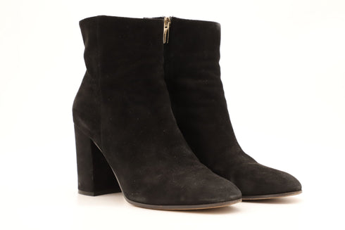 Women's Gianvito Rossi Ankle Booties in Black Suede