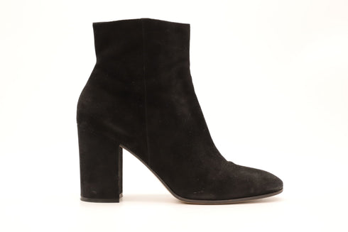 Women's Gianvito Rossi Ankle Booties in Black Suede