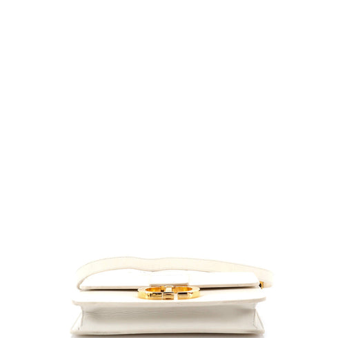 30 Montaigne Flap Bag Leather
