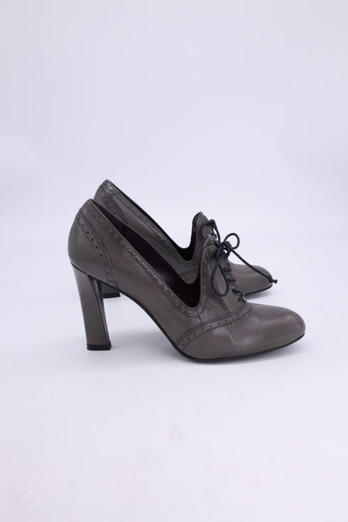 Women's Stuart Weitzman Lace-Up Wingtip Pumps in Grey Leather