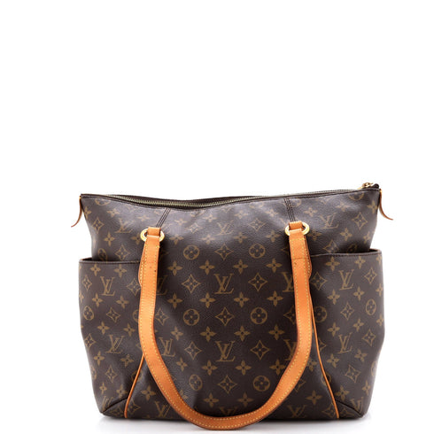 Totally Handbag Monogram Canvas MM