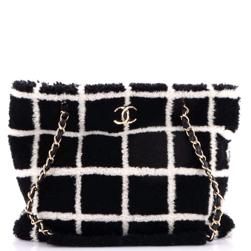 CC Chain Shopping Tote Square Printed Shearling Large