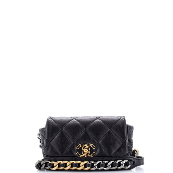 19 Belt Bag Quilted Leather