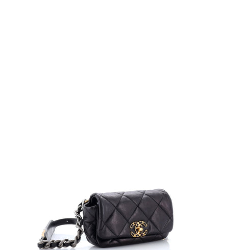19 Belt Bag Quilted Leather