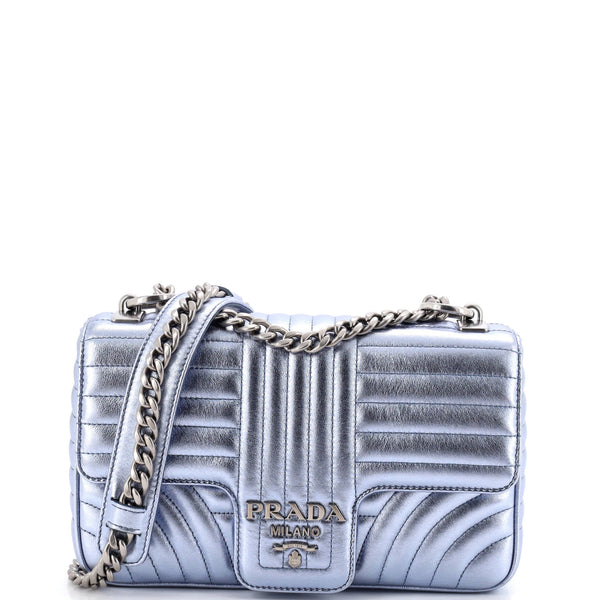 Chain Flap Shoulder Bag Diagramme Quilted Leather Medium