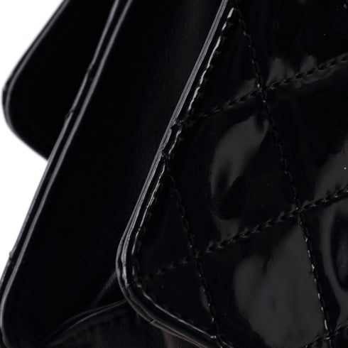 Golden Class Wallet on Chain Quilted Patent East West