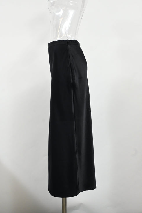 Women's Joseph Midi Skirt in Black Silk