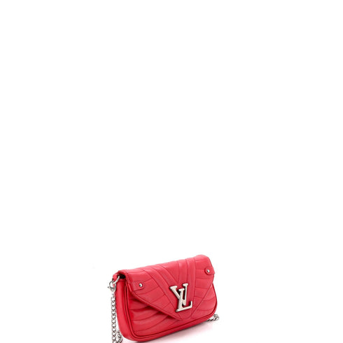 New Wave Chain Pochette Quilted Leather