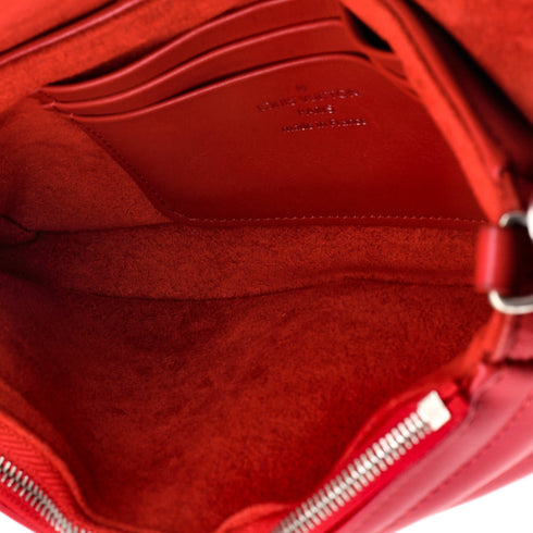 New Wave Chain Pochette Quilted Leather