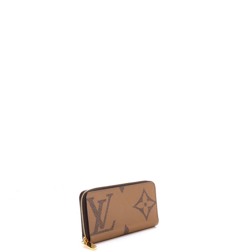 Zippy Wallet Reverse Monogram Giant