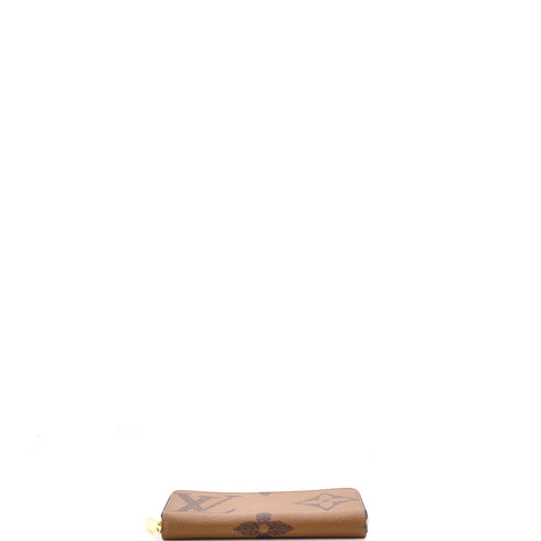 Zippy Wallet Reverse Monogram Giant