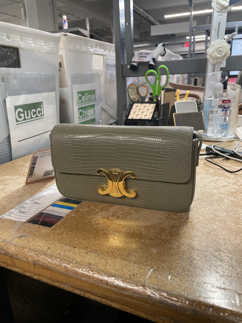 Triomphe East-West Shoulder Bag Lizard