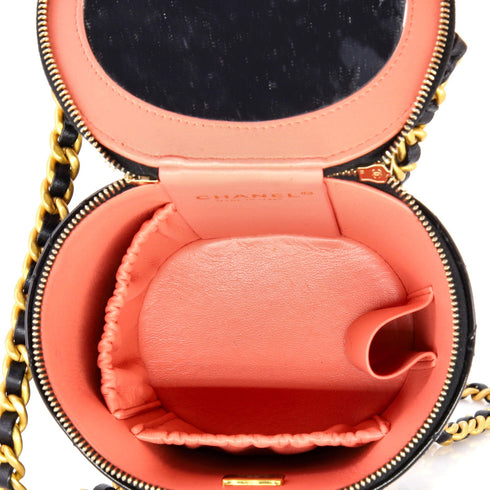 Afternoon Tea Vanity Bucket Bag Quilted Patent