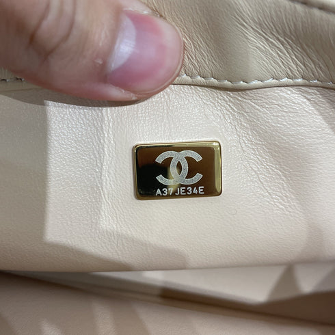 Trendy CC Top Handle Bag Quilted Lambskin Small