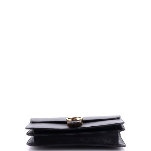 Interlocking Shoulder Bag Leather Medium