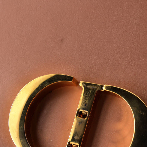 30 Montaigne Box Bag Leather