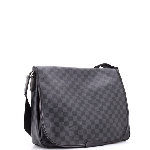 Daniel Messenger Bag Damier Graphite GM