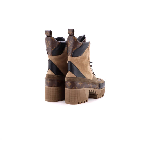 Women's Laureate Platform Desert Boots Leather with Suede