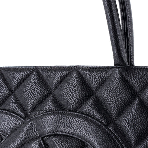 Medallion Tote Quilted Caviar