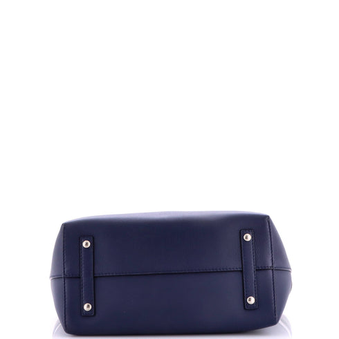Belt Tote Leather Medium