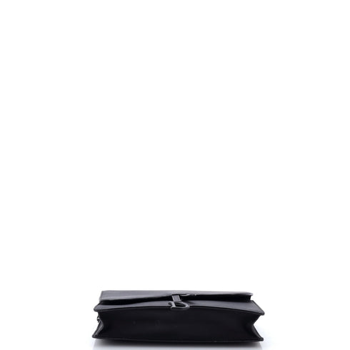 Ultra Matte Saddle Chain Wallet Leather