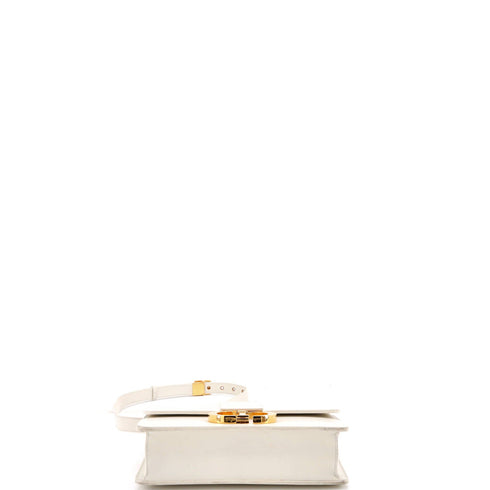 30 Montaigne Flap Bag Leather