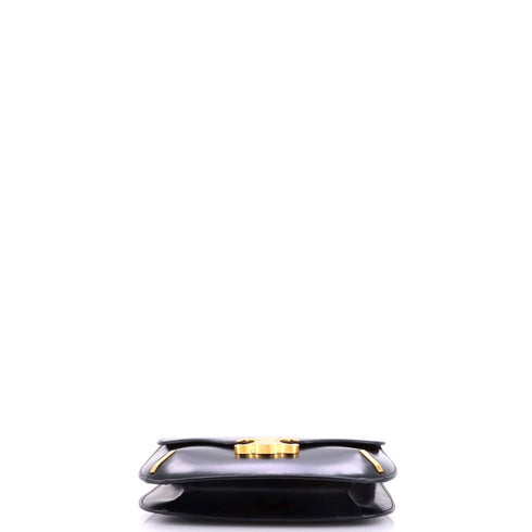 Besace Triomphe Shoulder Bag Smooth Calfskin Small