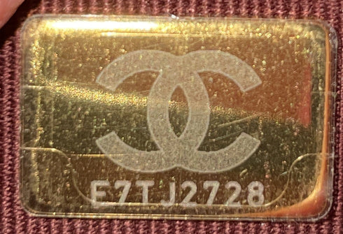 Wallet on Chain Quilted Caviar