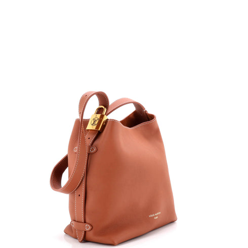 Low Key Hobo Calfskin PM