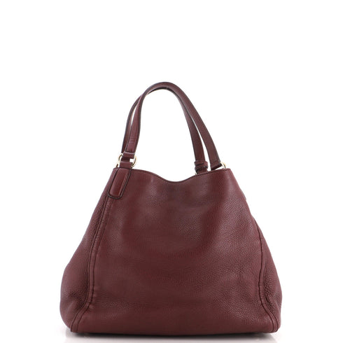 Soho Shoulder Bag Leather Medium