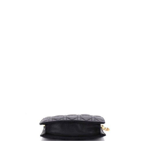 Caro Zipped Pouch With Chain Cannage Quilt Leather