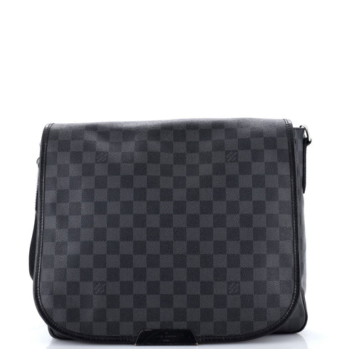 Daniel Messenger Bag Damier Graphite MM