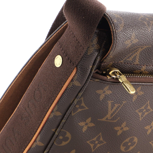 Beaubourg Messenger Bag Monogram Canvas GM