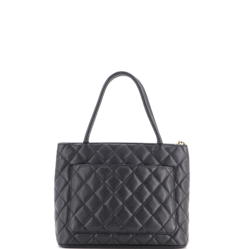 Medallion Tote Quilted Caviar
