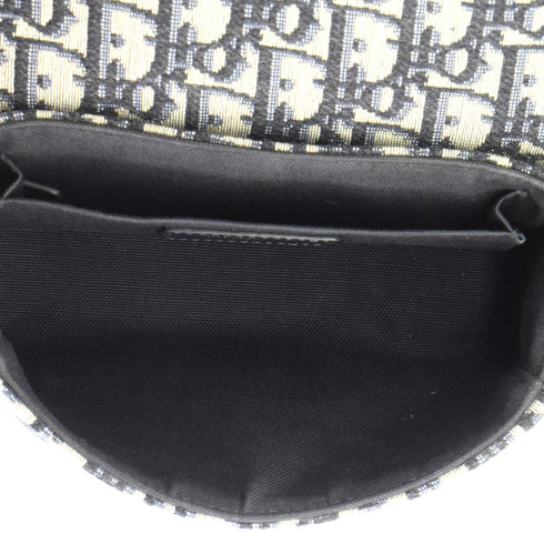 30 Montaigne Box Bag Oblique Canvas