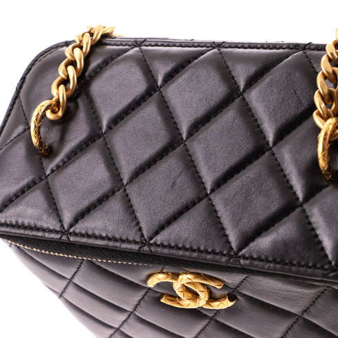 All Slide Long Vanity Case with Chain Quilted Lambskin Small