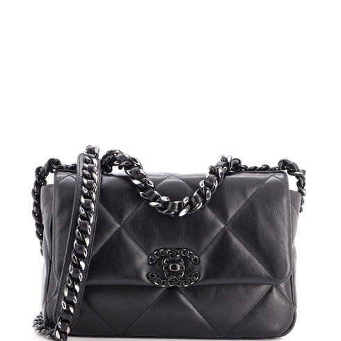 So Black 19 Flap Bag Quilted Lambskin Medium