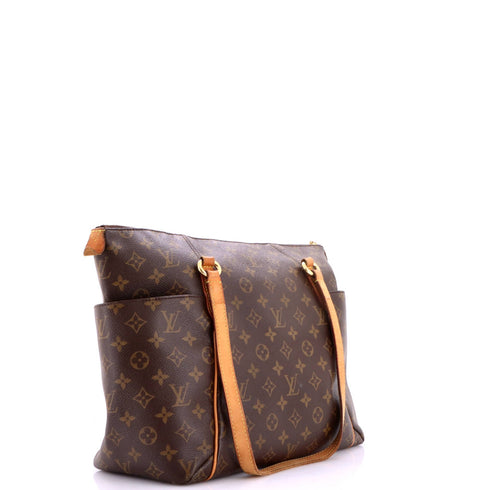 Totally Handbag Monogram Canvas MM