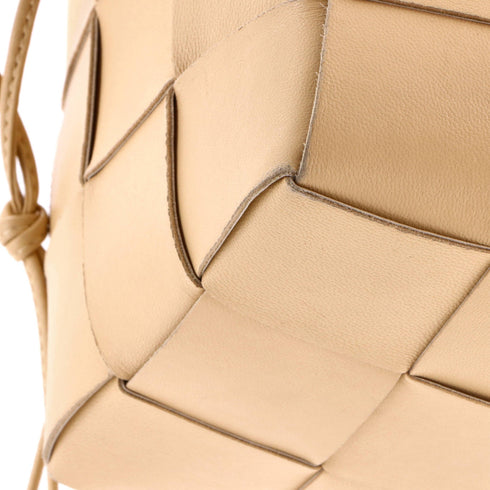 Cassette Bucket Bag Maxi Intrecciato Leather Small