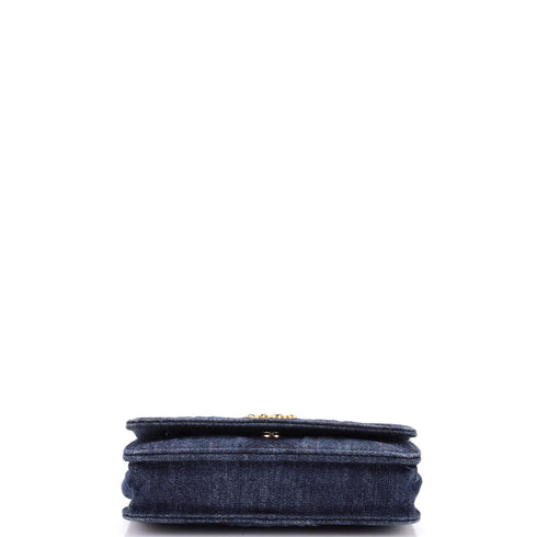 19 Wallet on Chain Quilted Denim