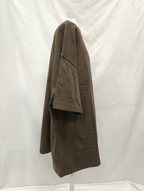 Men's Fear of God Essentials Oversized Logo T-Shirt in Brown Cotton