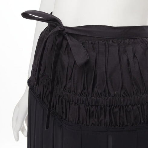 Women's Comme Des Garcons 2001 Embroidered Skirt
