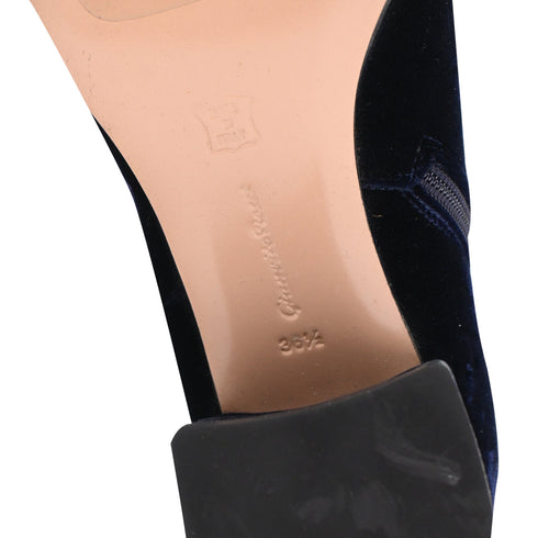 Women's Gianvito Rossi Round-Toe Ankle Boots in Navy Blue Velvet