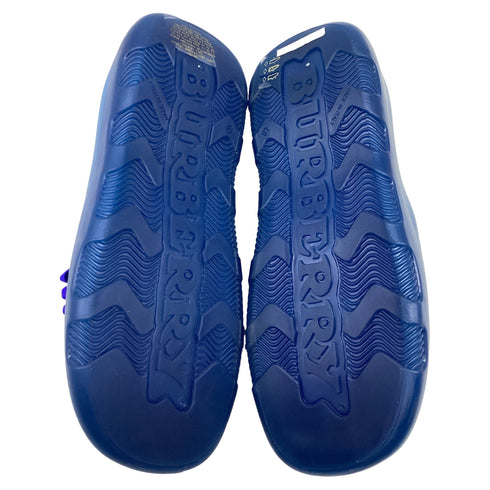 Men's Burberry Stingray Charm-Embellished Slide Sandals in Blue Rubber