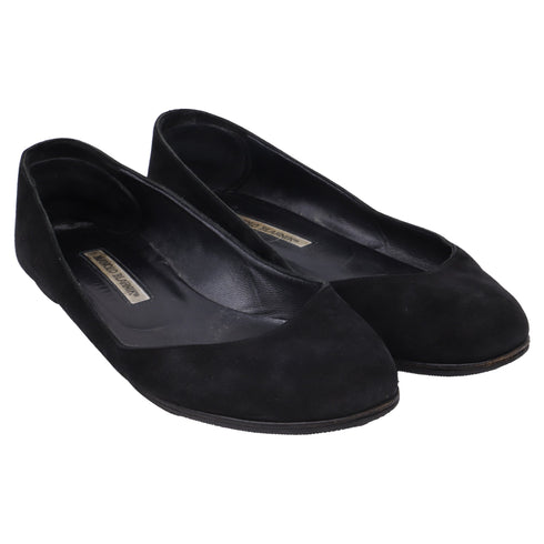 Women's Manolo Blahnik Round-Toe Ballet Flats in Black Suede