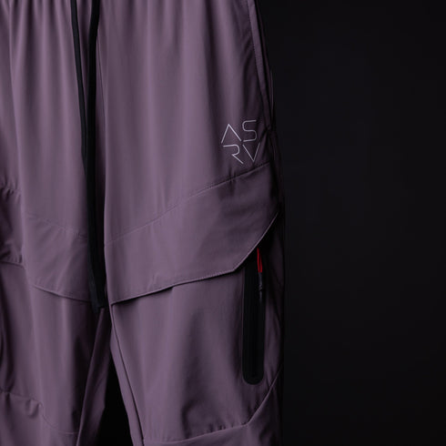 WN'23 Cyber Tech High Rib Jogger - M - Discontinued