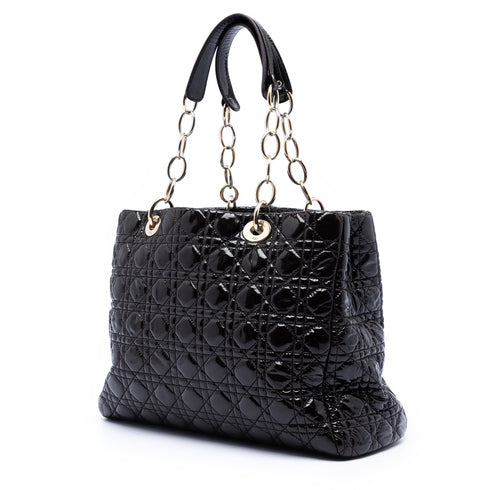 Soft Chain Tote Cannage Quilt Patent Large
