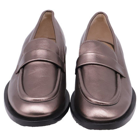 Women's Stuart Weitzman Palmer Loafers in Bronze Leather