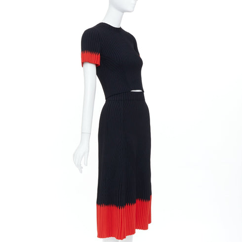Women's Alexander McQueen 2018 Black Red Chevron Crop Top Skirt Set